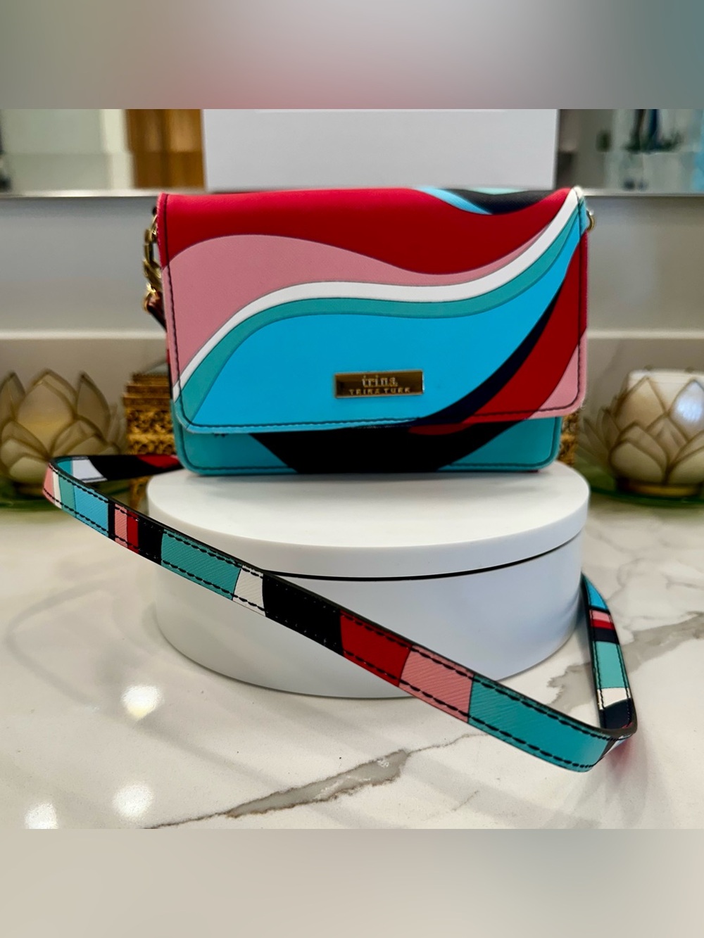 Trina Turk Crossbody Mini-Bag Vivid Colorwave Design VGUC